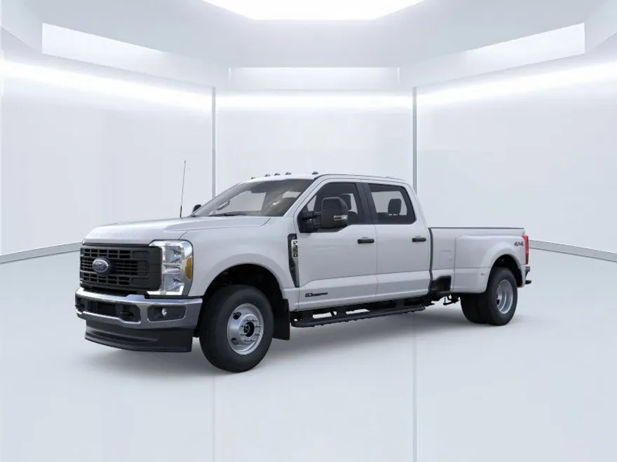 2025 Ford F-350 XL photo 1