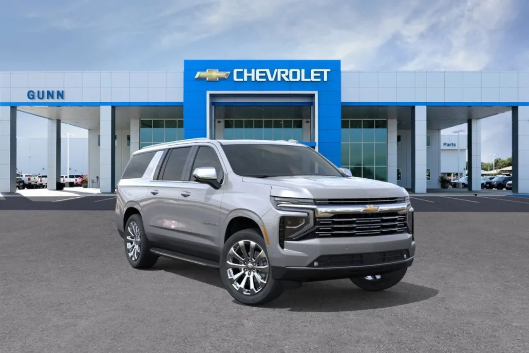 2025 Chevrolet Suburban Premier photo 1