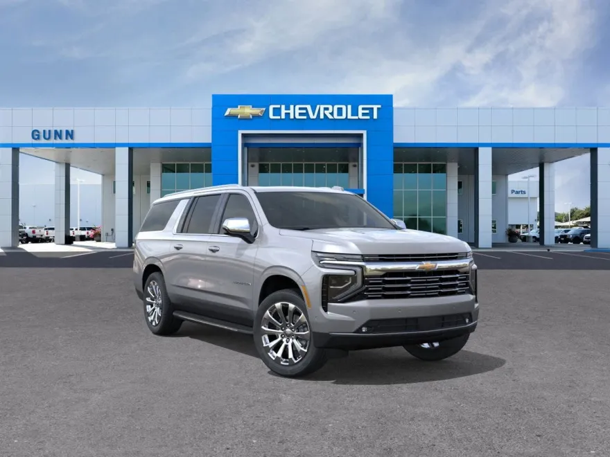 2025 Chevrolet Suburban Premier photo 1