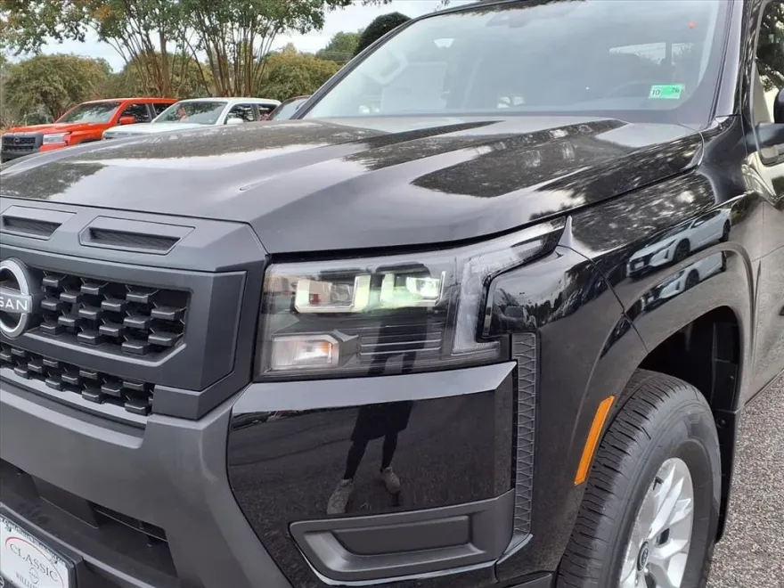 2026 Nissan Frontier S photo 1