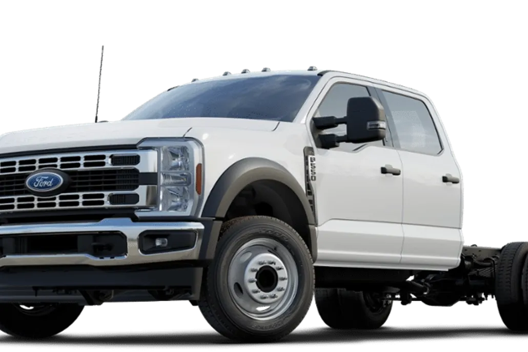 2025 Ford F-550 photo 1