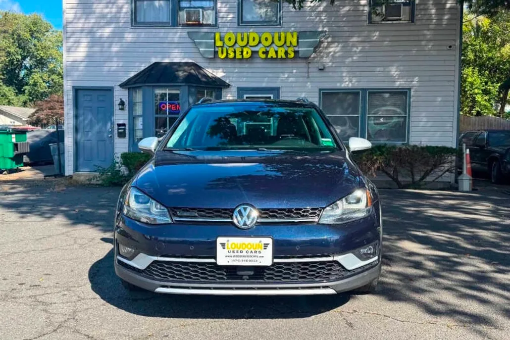 2017 Volkswagen Golf Alltrack TSI SE 4Motion photo 1