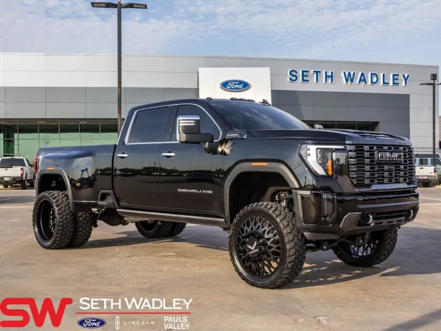 2024 Gmc Sierra HD Denali Ultimate photo 1