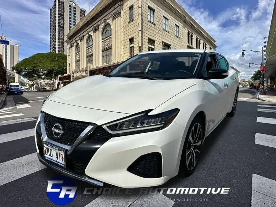 2023 Nissan Maxima SV photo 1