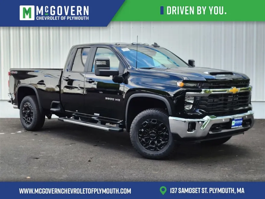 2025 Chevrolet Silverado 3500HD LT photo 1