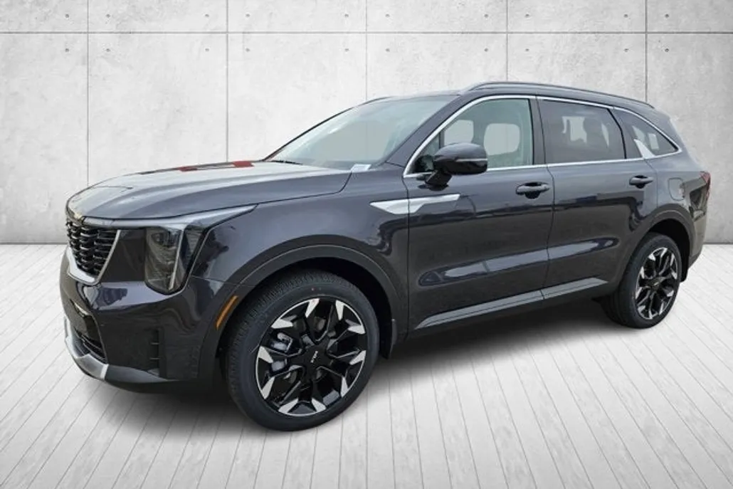 2025 Kia Sorento EX photo 1