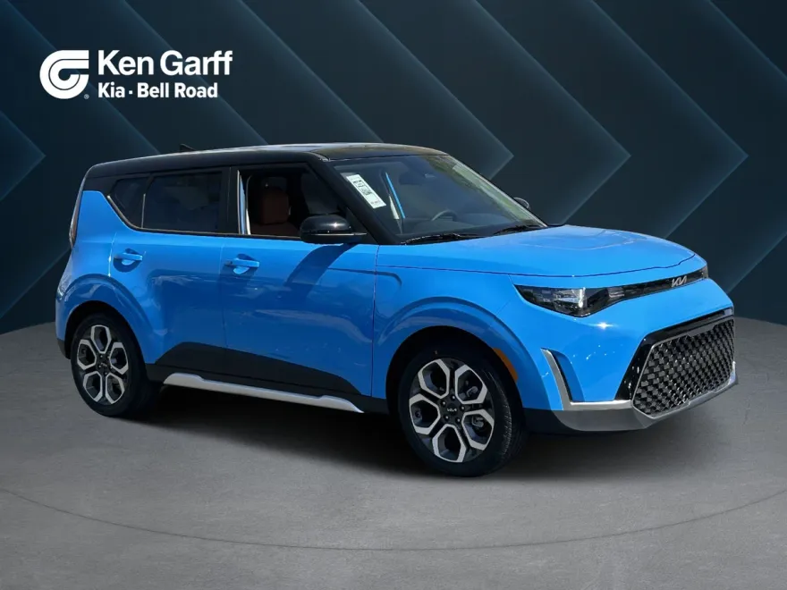2025 Kia Soul EX photo 1