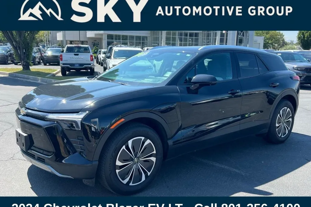 2024 Chevrolet Blazer EV photo 1