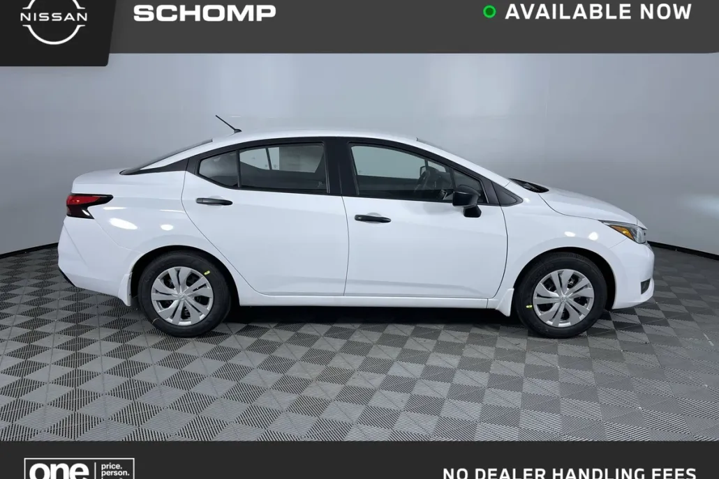 2025 Nissan Versa S photo 1