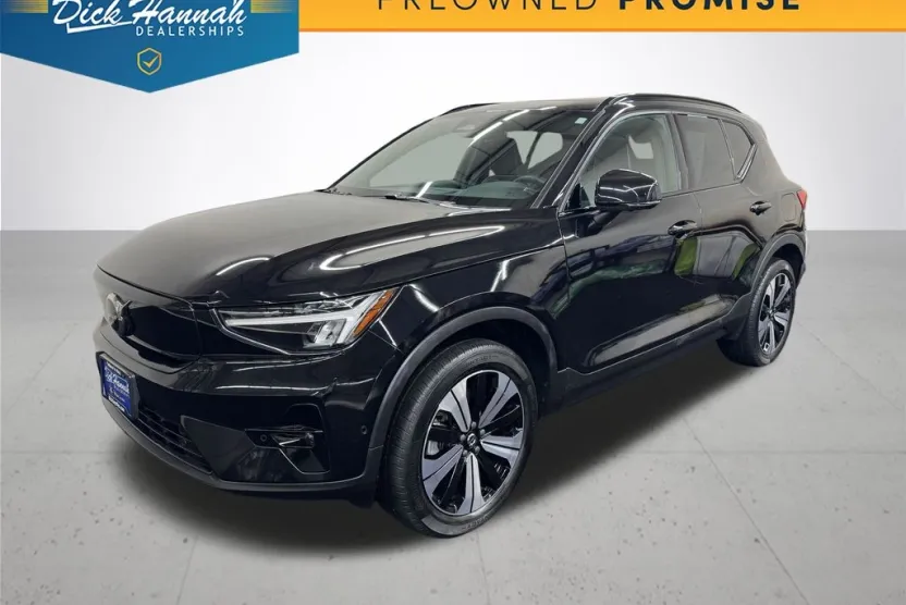 2023 Volvo XC40 Recharge Twin Plus photo 1
