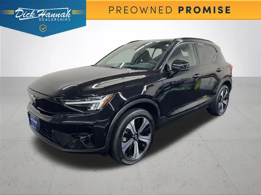 2023 Volvo XC40 Recharge Twin Plus photo 1