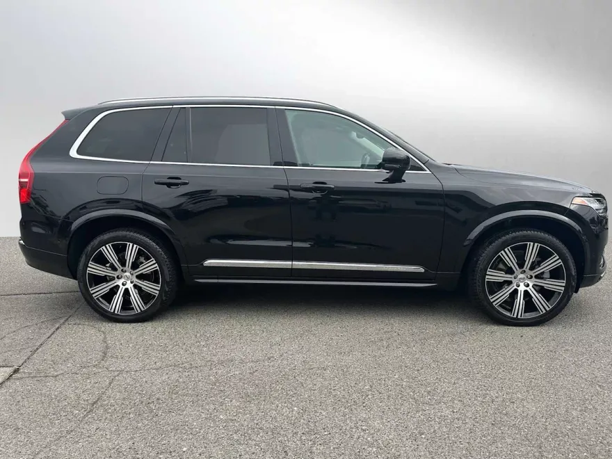 2023 Volvo XC90 Recharge Plus photo 1