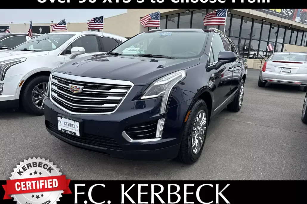 2017 Cadillac XT5 Luxury photo 1
