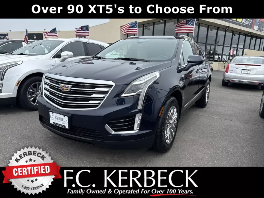 2017 Cadillac XT5 Luxury photo 1