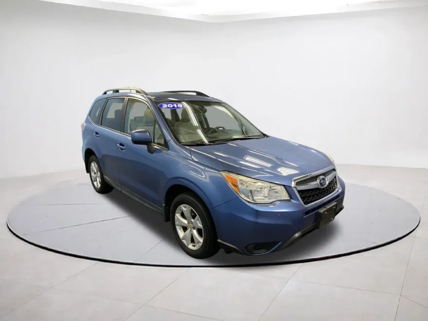2015 Subaru Forester 2.5i Premium photo 1