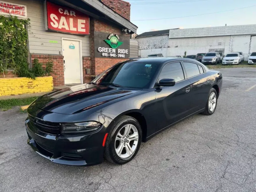 2019 Dodge Charger SXT photo 1
