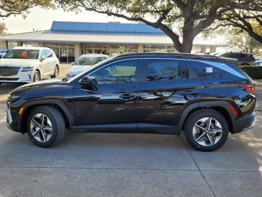 2025 Hyundai Tucson SEL photo 1