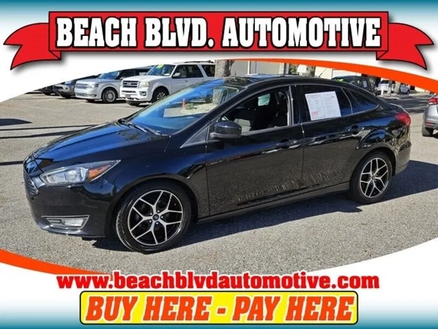 2018 Ford Focus SE photo 1