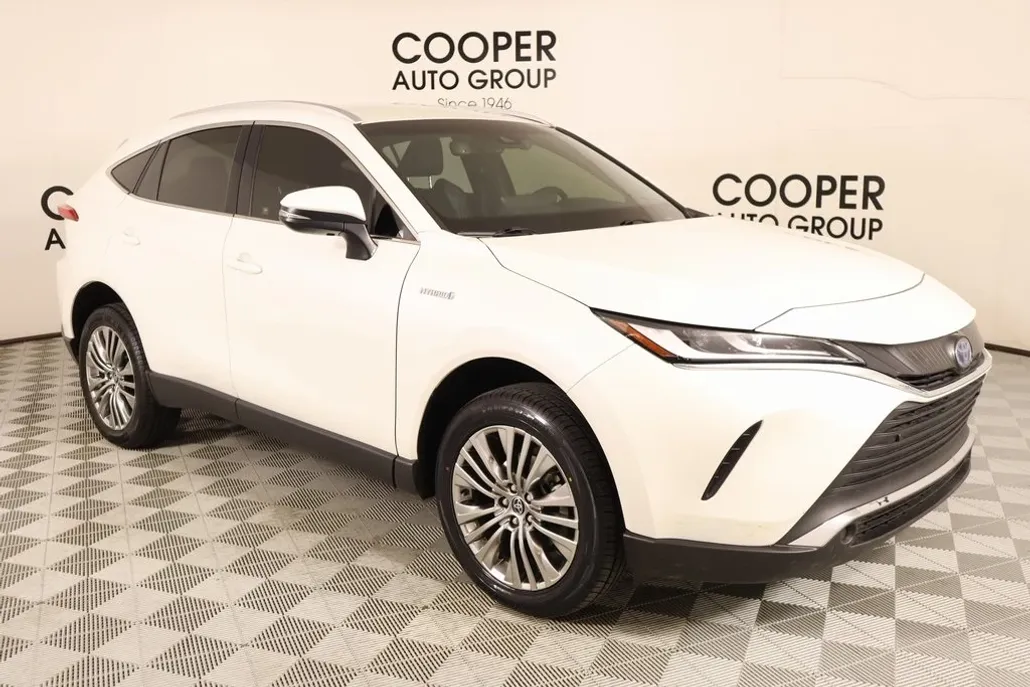 2021 Toyota Venza XLE photo 1