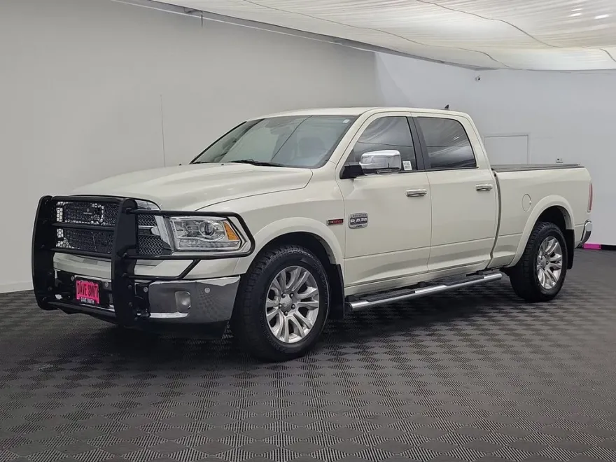 2017 Ram 1500 Longhorn photo 1