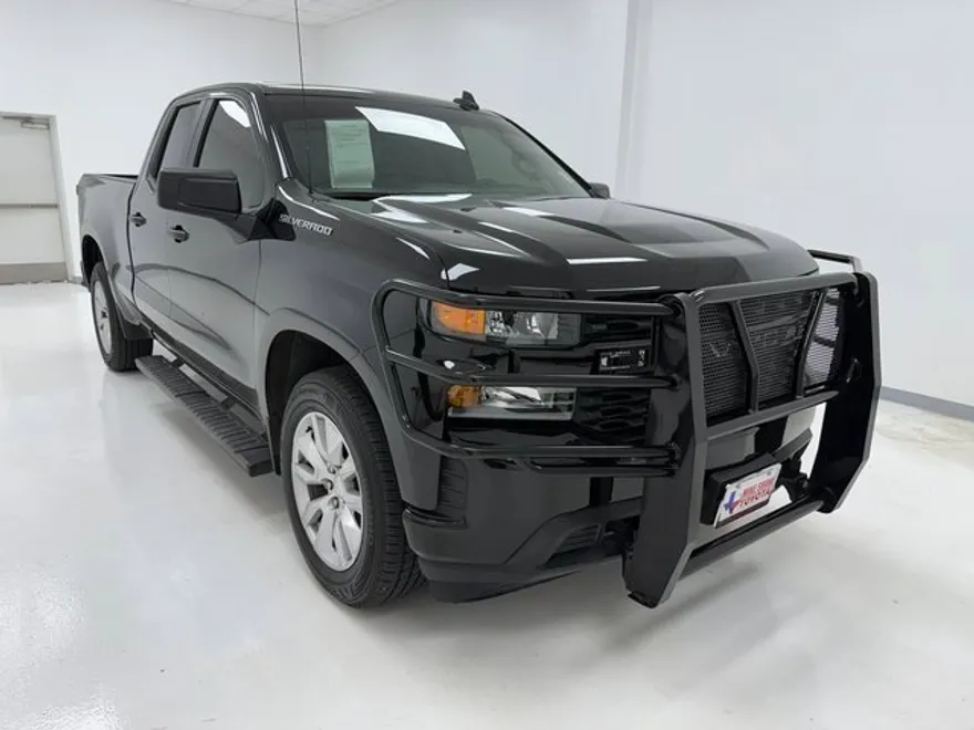 2022 Chevrolet Silverado 1500 Custom photo 1