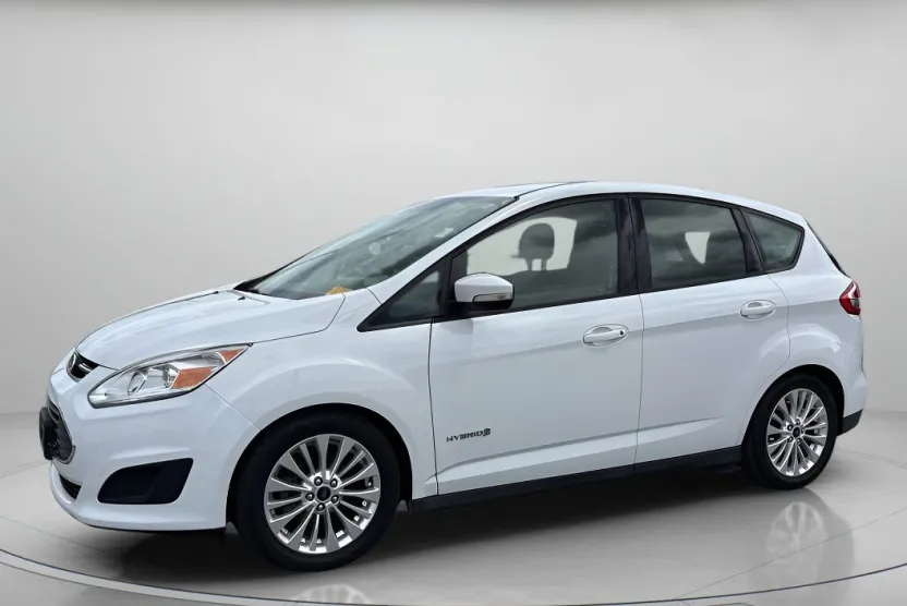 2017 Ford C-Max Hybrid SE photo 1