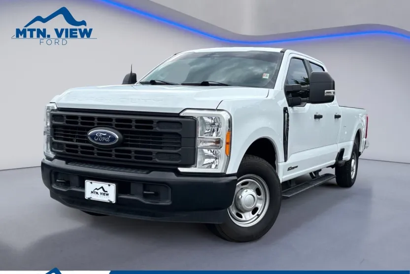 2023 Ford F-250 XL photo 1