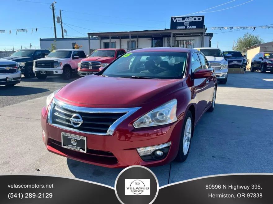 2015 Nissan Altima 2.5 SV photo 1