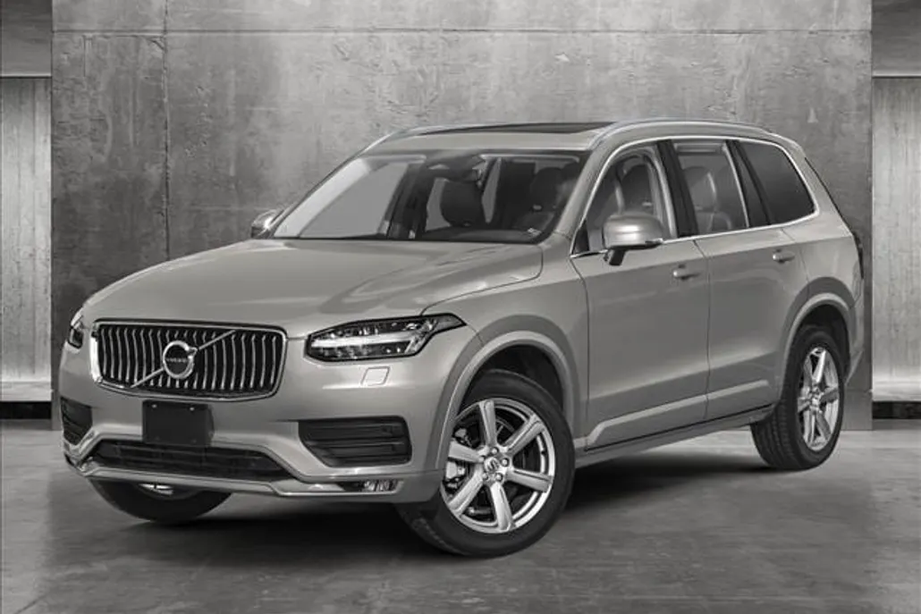 2025 Volvo XC90 Plus photo 1