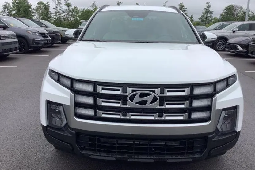 2025 Hyundai Santa Cruz SEL photo 1