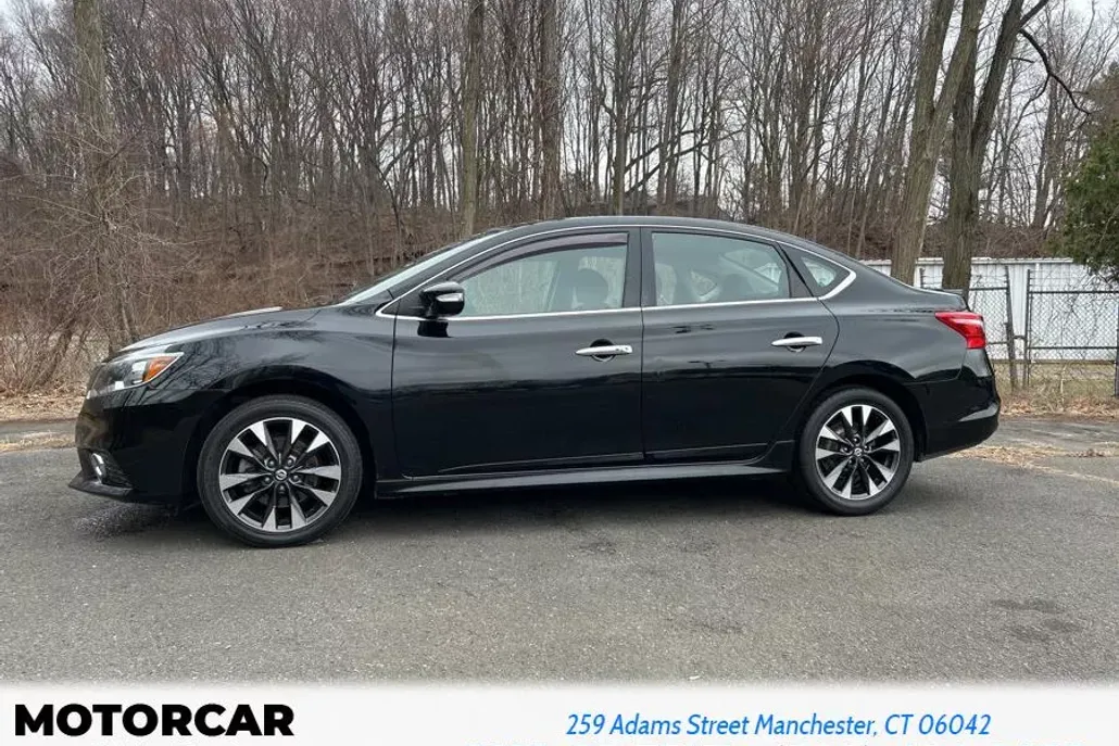 2017 Nissan Sentra Nismo photo 1