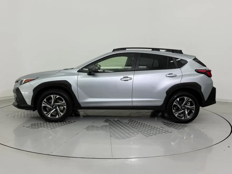 2024 Subaru Crosstrek Premium photo 1