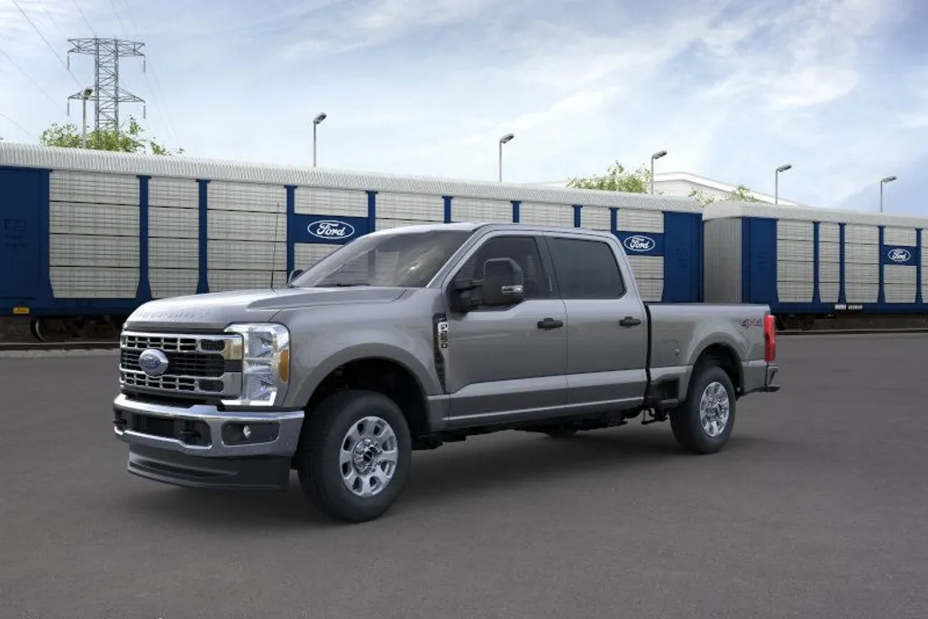 2025 Ford F-250 XLT photo 1