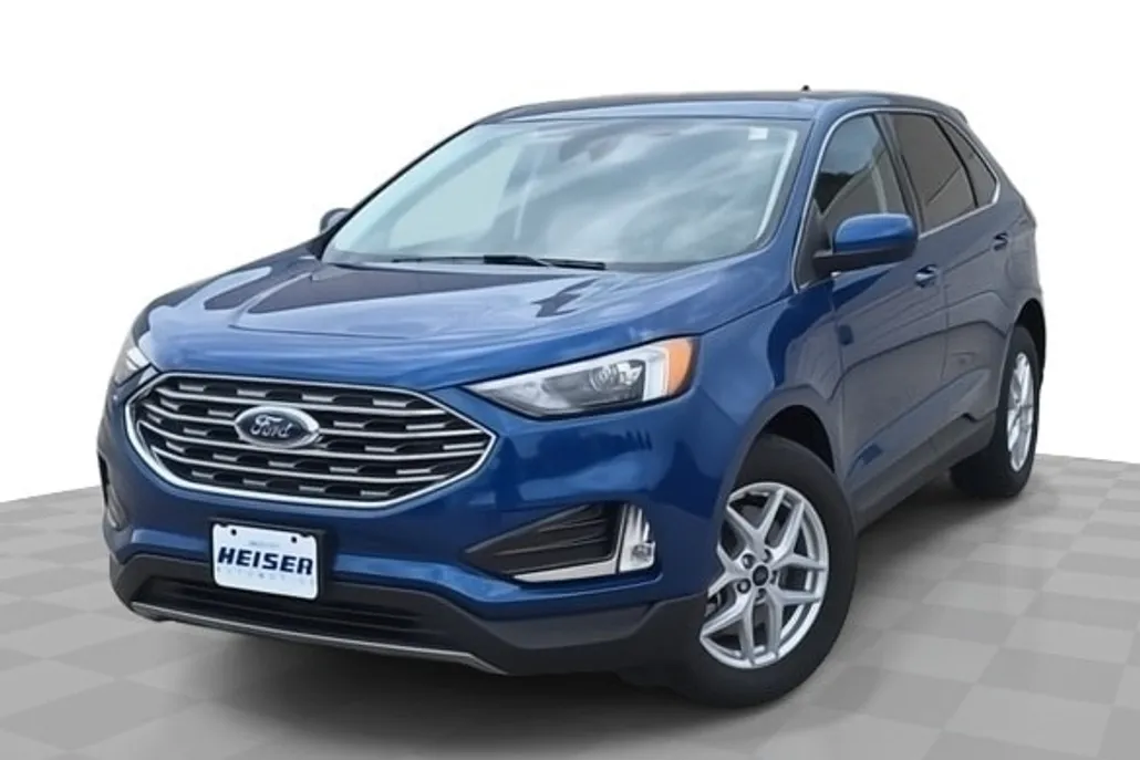 2022 Ford Edge SEL photo 1