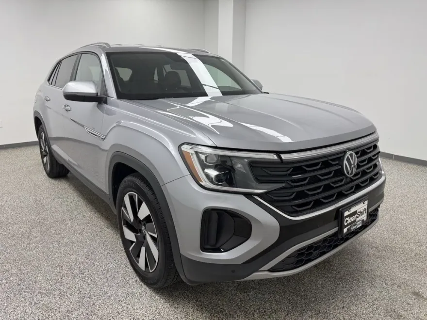 2024 Volkswagen Atlas Cross Sport SE Technology photo 1