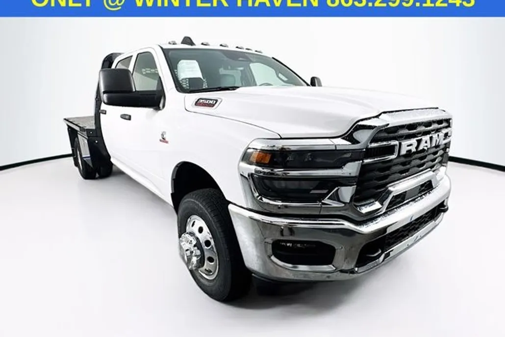 2025 Ram 3500 Tradesman photo 1