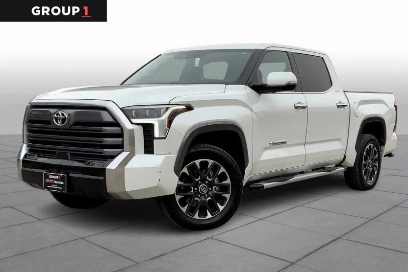 2023 Toyota Tundra Limited CrewMax photo 1
