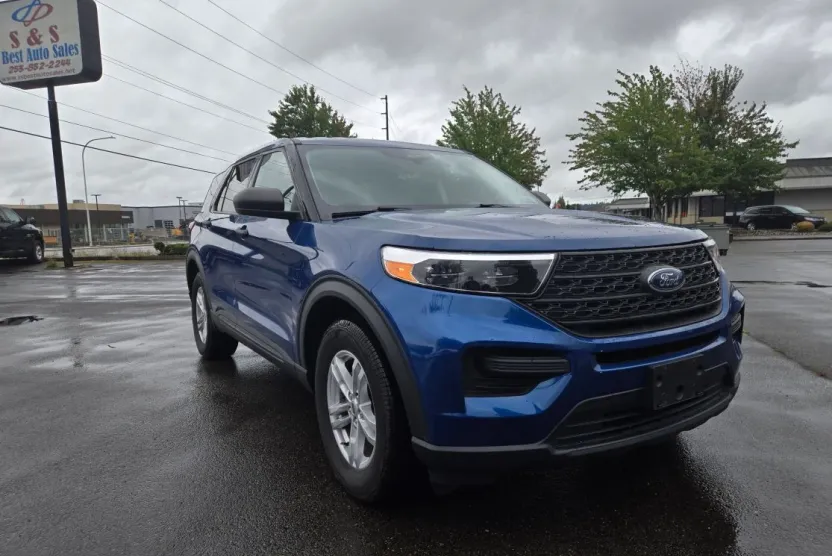 2022 Ford Explorer Sport photo 1