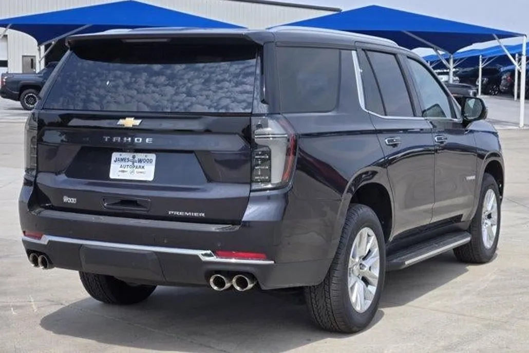 2025 Chevrolet Tahoe Premier photo 1