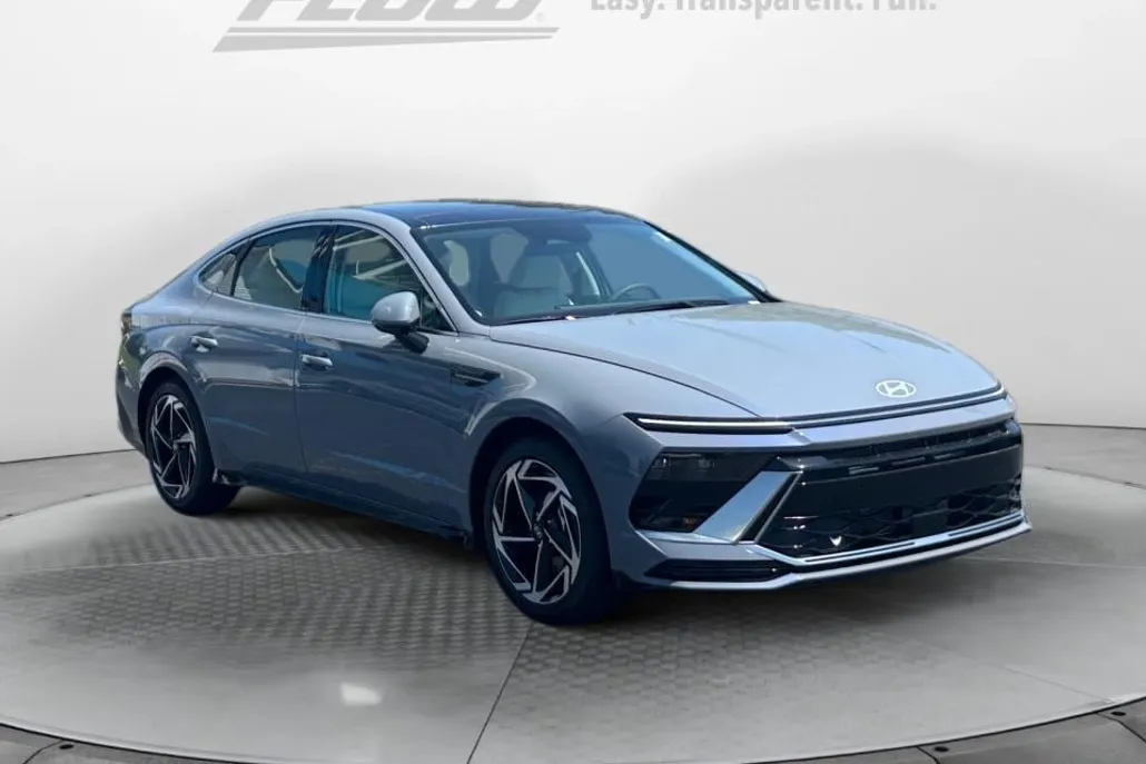 2025 Hyundai Sonata SEL Convenience photo 1