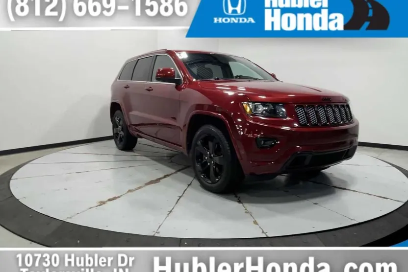 2015 Jeep Grand Cherokee Altitude photo 1