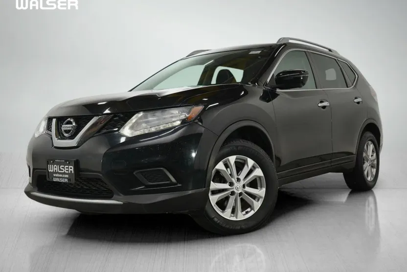 2016 Nissan Rogue SV photo 1
