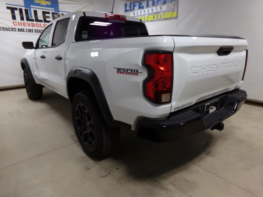 2026 Chevrolet Colorado Trail Boss photo 1