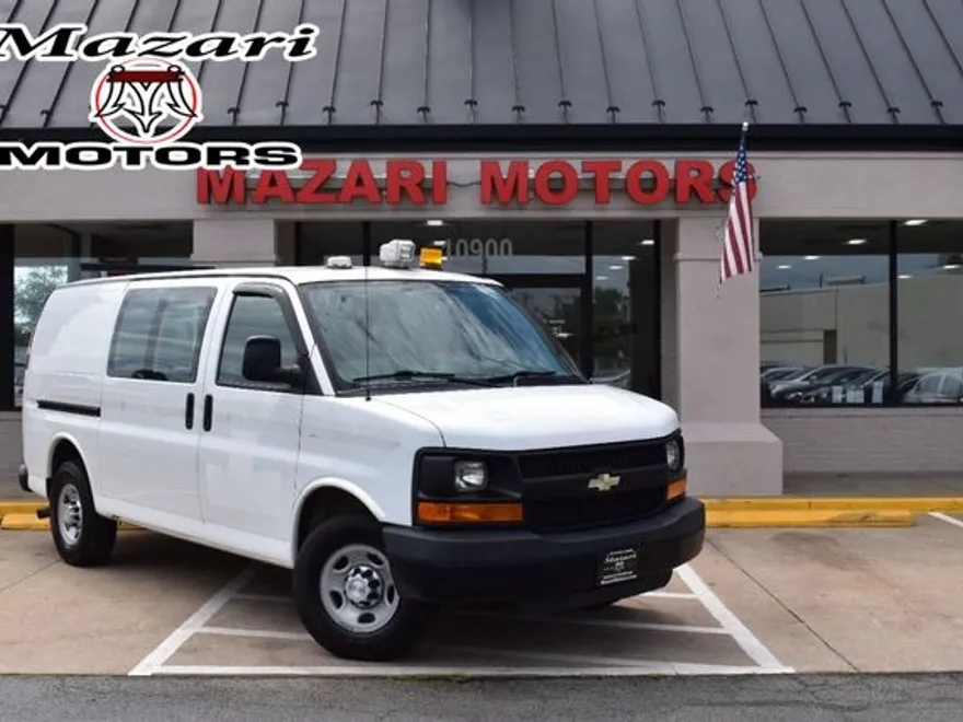 2014 Chevrolet Express Cargo Van photo 1