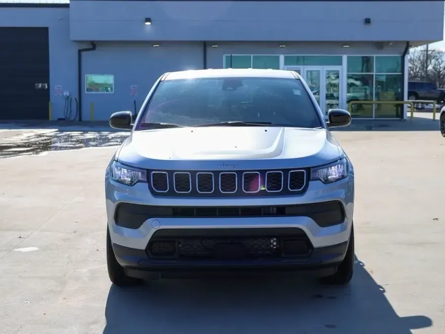 2025 Jeep Compass Sport photo 1