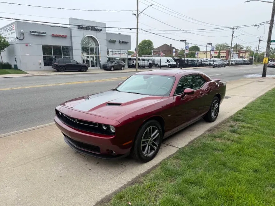 2018 Dodge Challenger GT photo 1