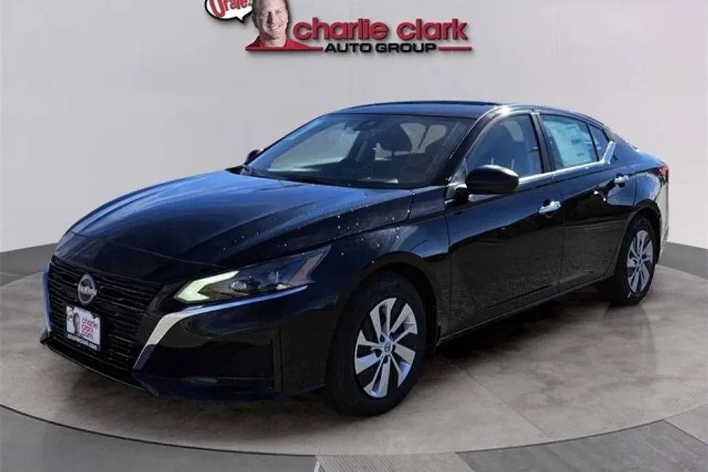 2025 Nissan Altima 2.5 S photo 1