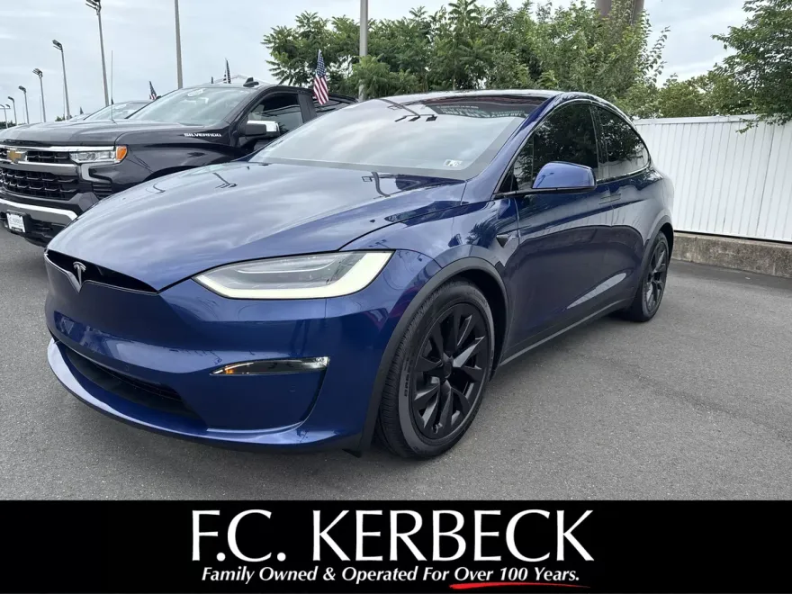 2023 Tesla Model X photo 1