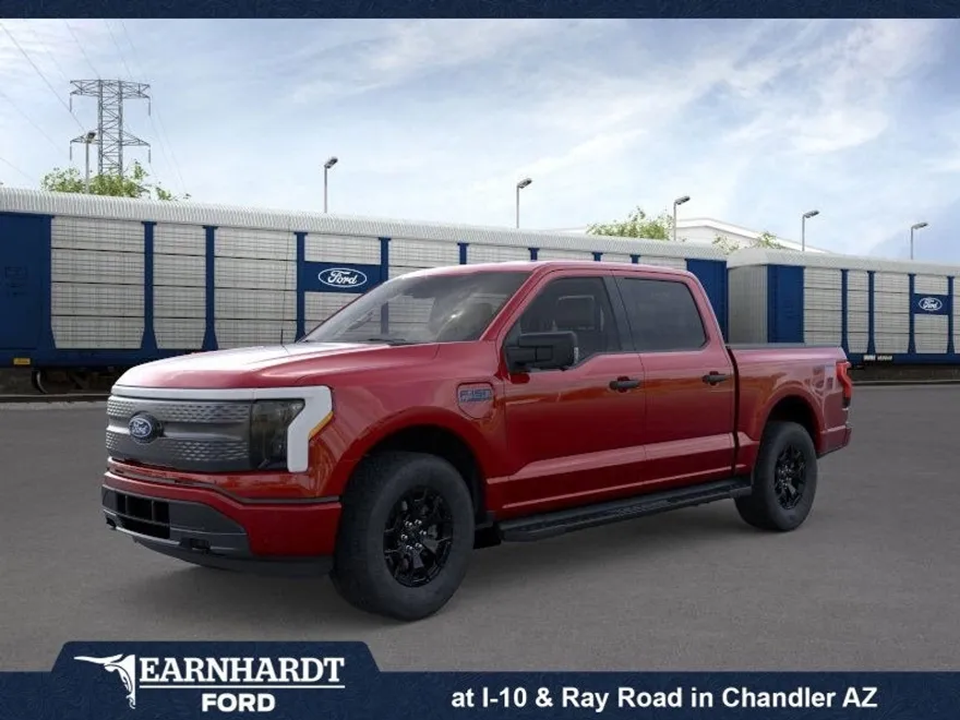 2025 Ford F-150 Lightning XLT photo 1