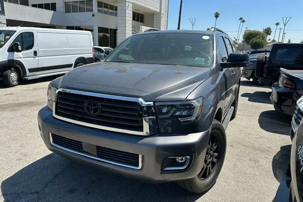 2021 Toyota Sequoia TRD Sport photo 1